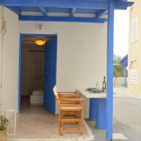 Anemelia Hotel Adamas Kültér fotó