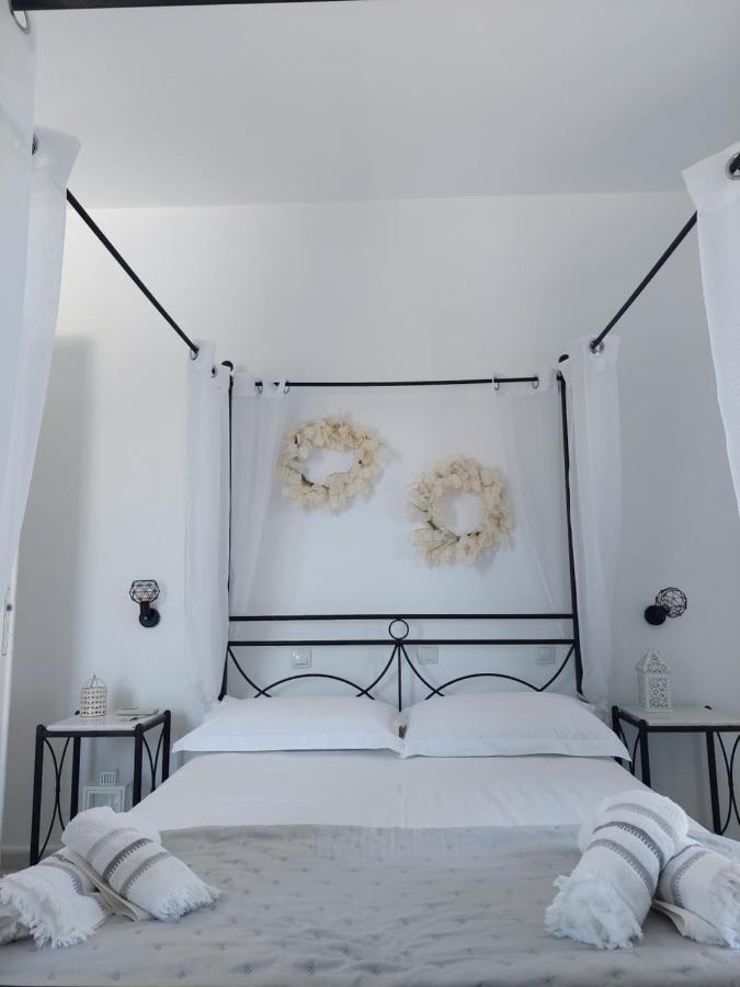 Anemelia Hotel Adamas Kültér fotó
