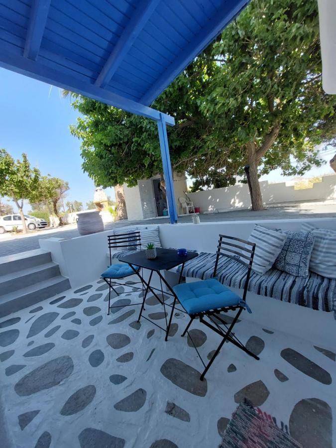 Anemelia Hotel Adamas Kültér fotó