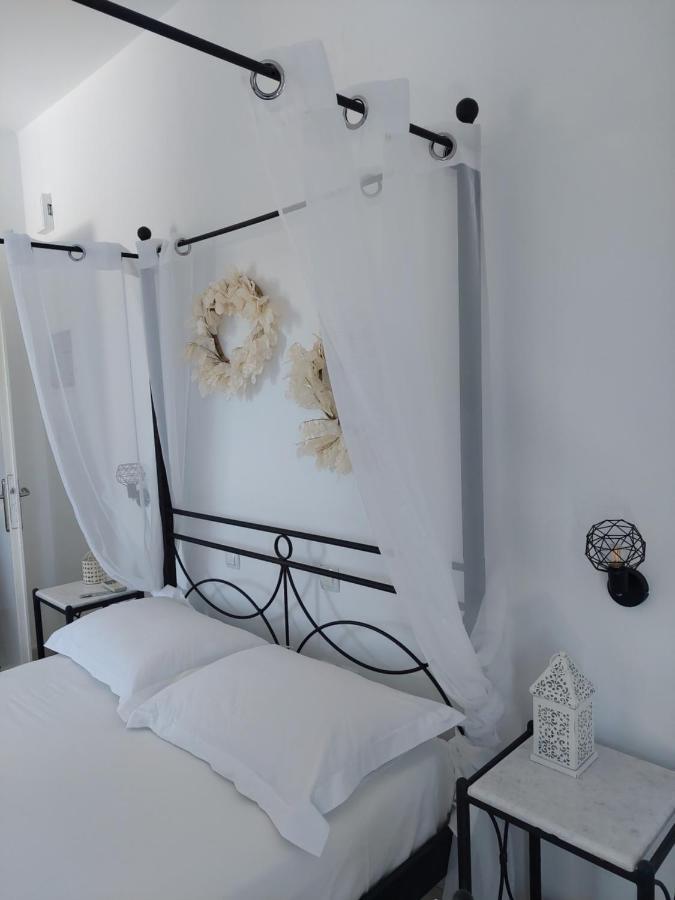 Anemelia Hotel Adamas Kültér fotó